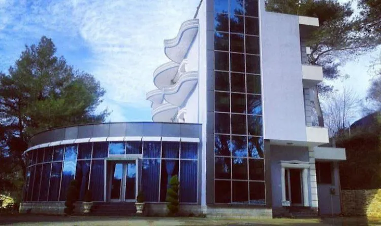Kodra E Gjelber Otel Hundekuq